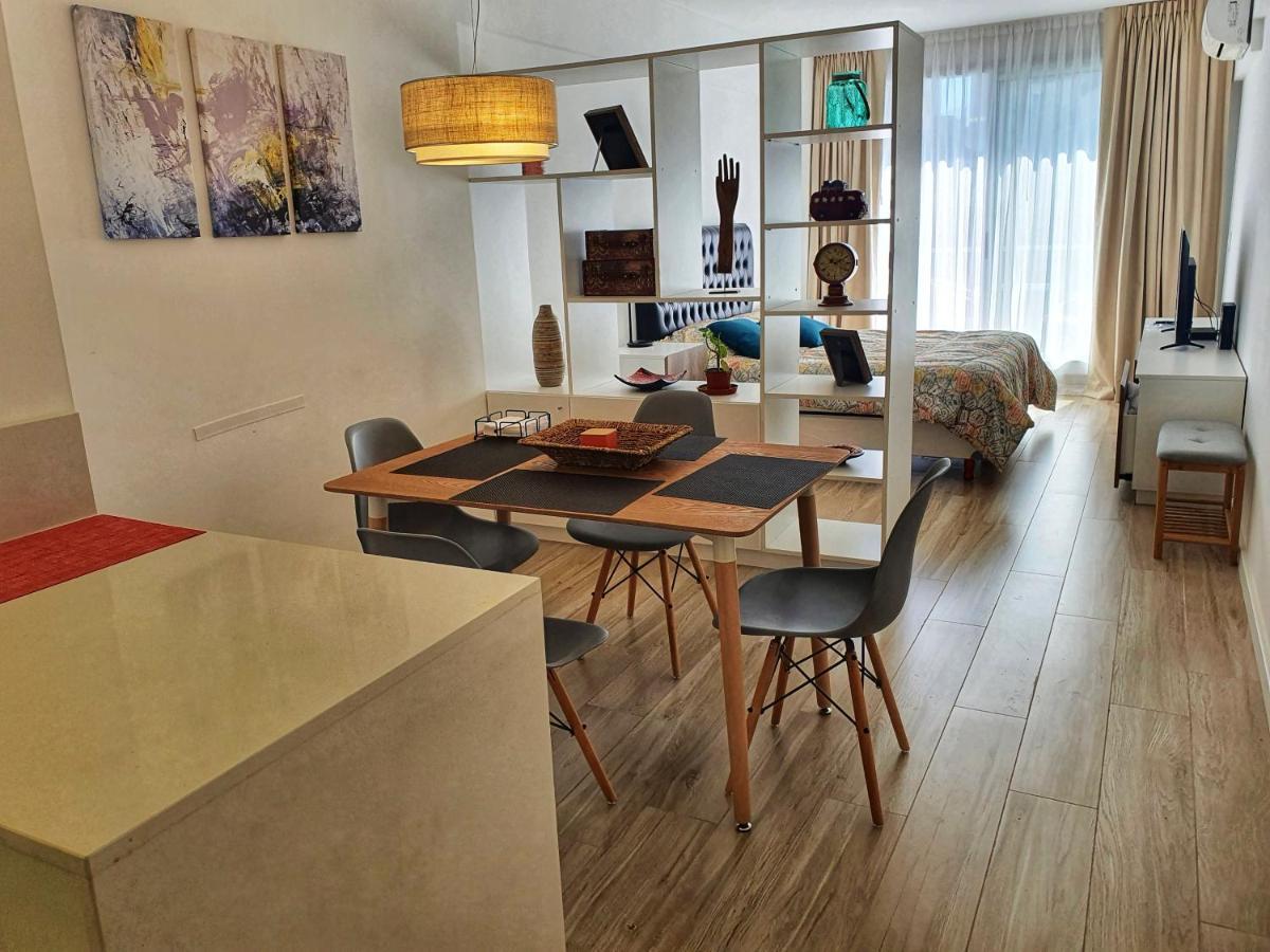 Exclusivo Estudio A Metros De La Rural Y La Embajada Буэнос-Айрес Экстерьер фото